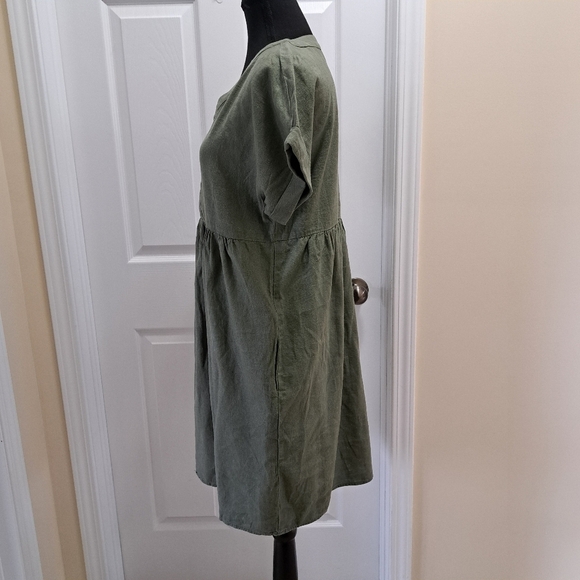 NWOT Briggs New York Greenl Linen Dress Small V-neck Short Sleeved - Picture 10 of 14